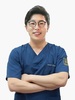 붓고 시리고 피나는 잇몸, 방치하지 말고 치과 치료받아야