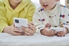 10살 미만 스마트폰 이용 11분 늘어…10대는 하루 2시간 41분